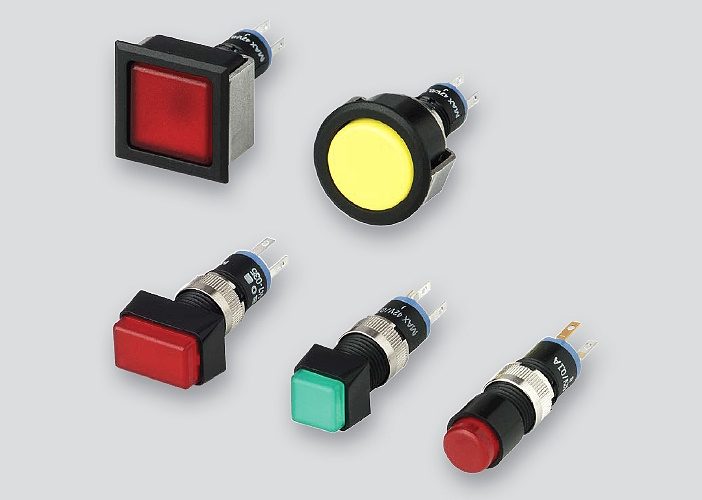 Meterland-EAO-seria-18-series-buton-push-cu-revenire-Illuminated-pushbutton-actuator-Front-dimension-9-mm.jpg